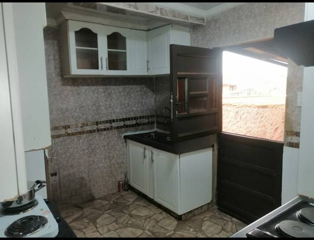 2 BEDROOM HOUSE FOR SALE IN SEBOKENG ZONE 19